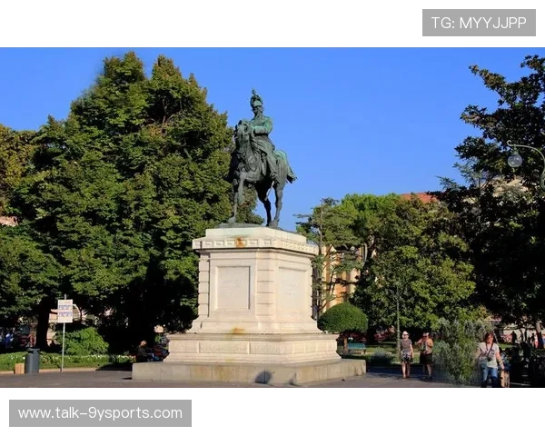 从古城到绿茵场维罗纳俱乐部百年荣耀与坚守之路传奇传承与未来展望