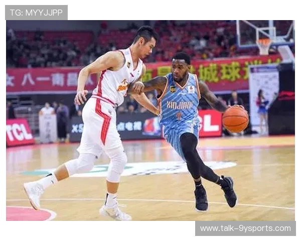 中国篮球联赛季后赛激烈开战 八一队逆袭晋级四强激动人心