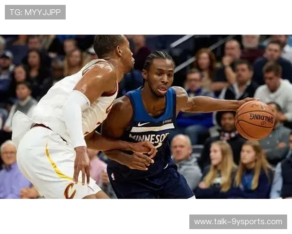 狼队崛起之路：从底层挣扎到季后赛争夺的蜕变与挑战